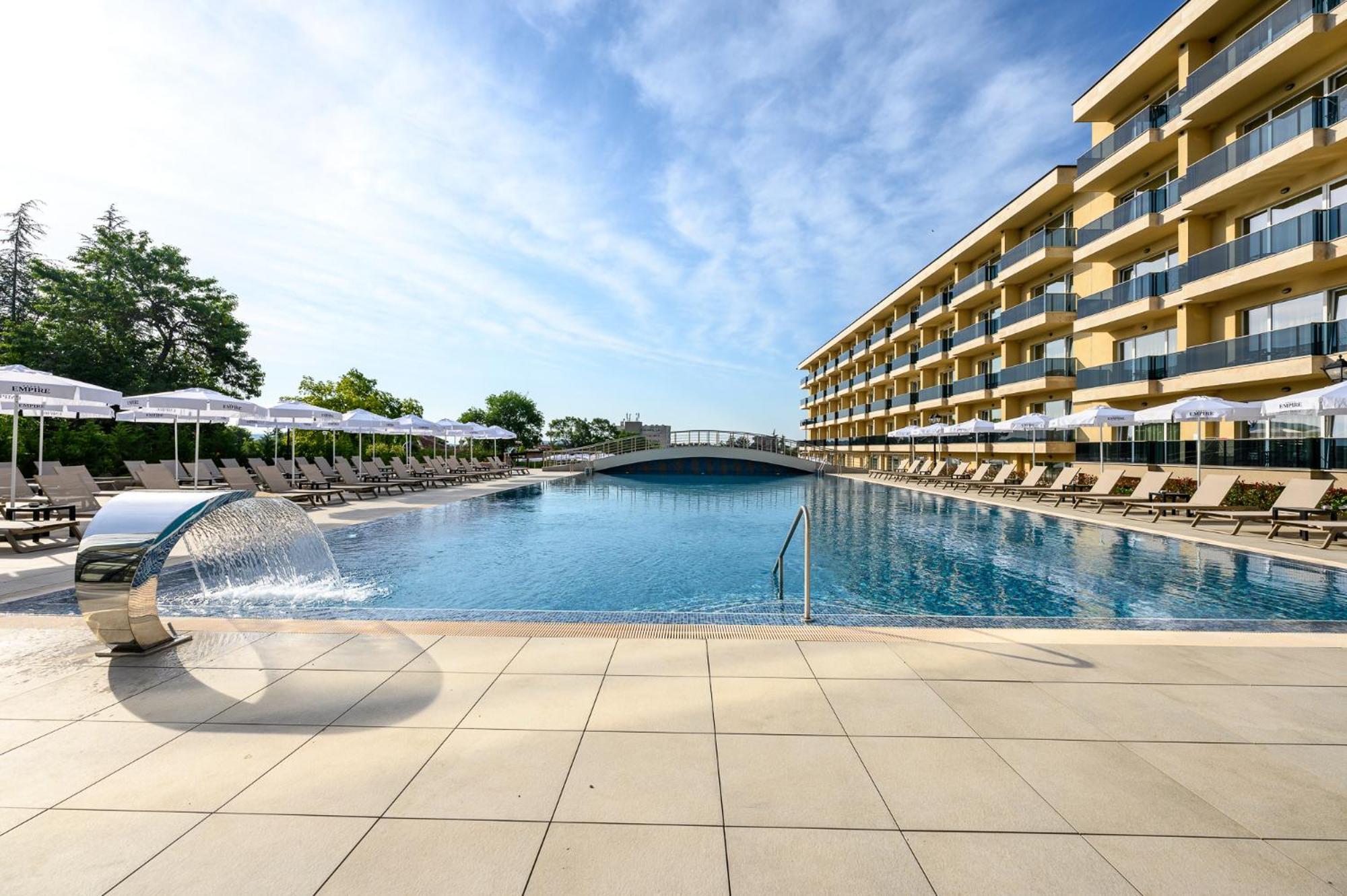 Empire Balneo & Spa Hotel Chisaria Zewnętrze zdjęcie