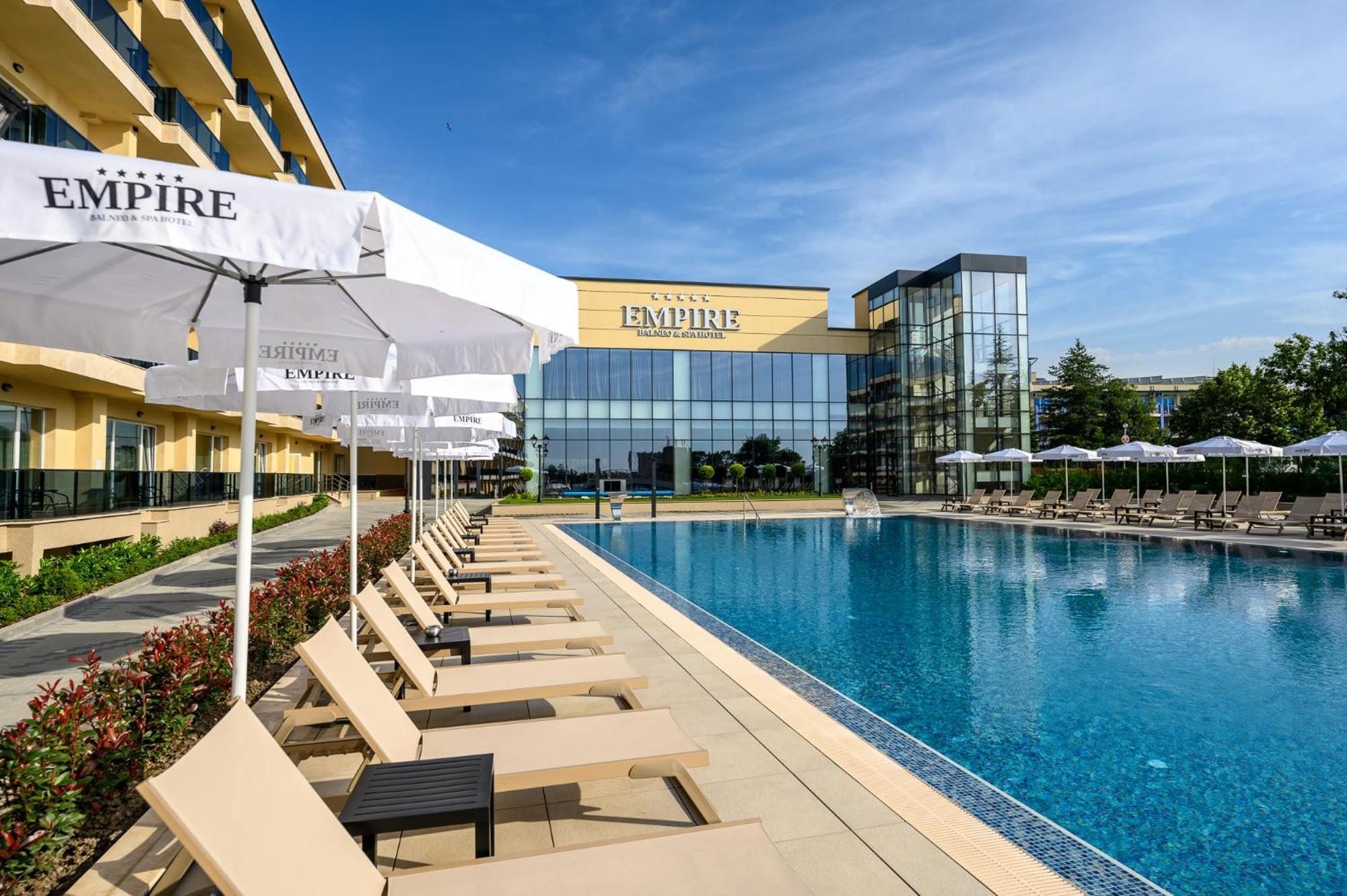 Empire Balneo & Spa Hotel Chisaria Zewnętrze zdjęcie