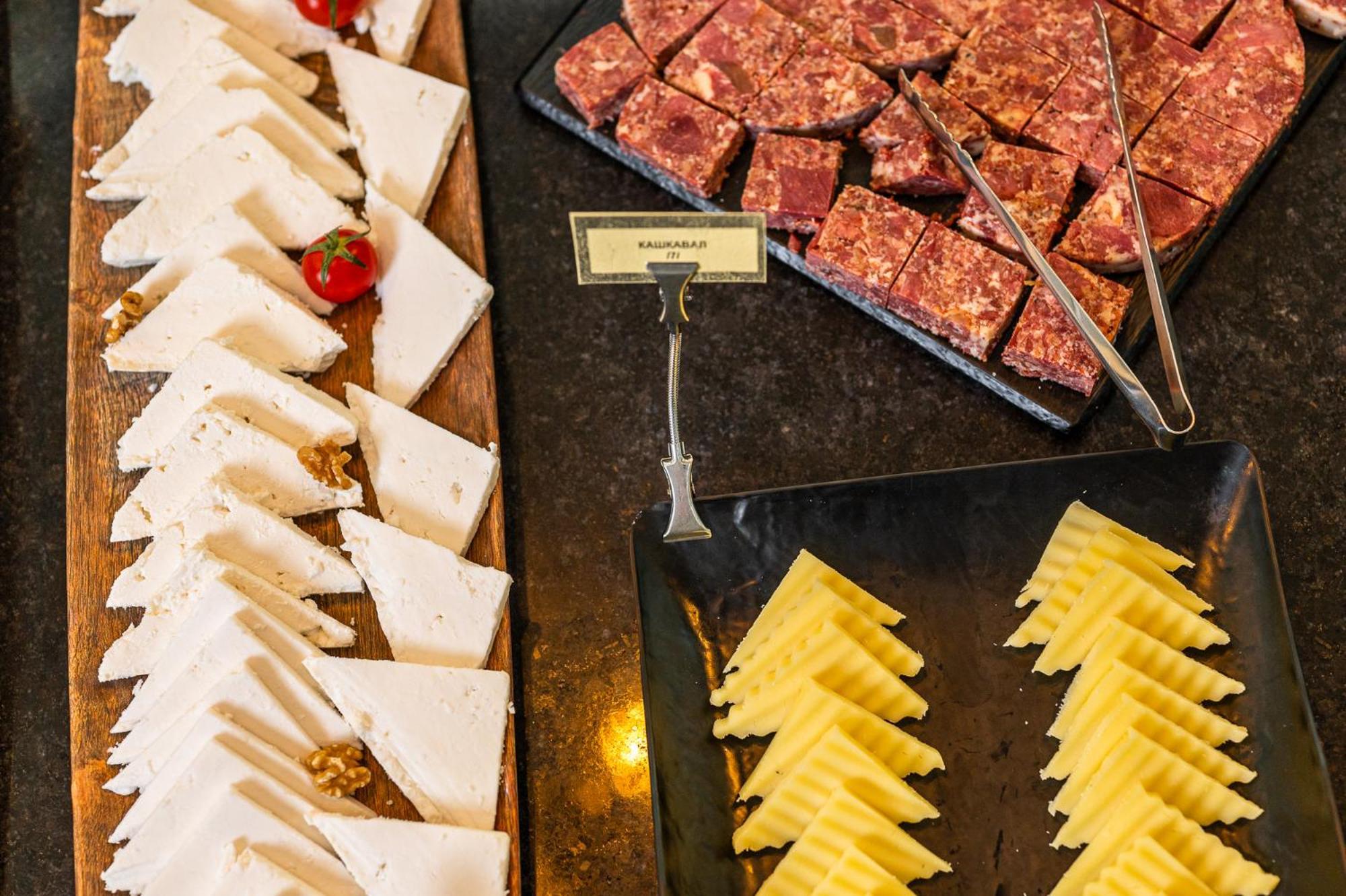 Empire Balneo & Spa Hotel Chisaria Zewnętrze zdjęcie