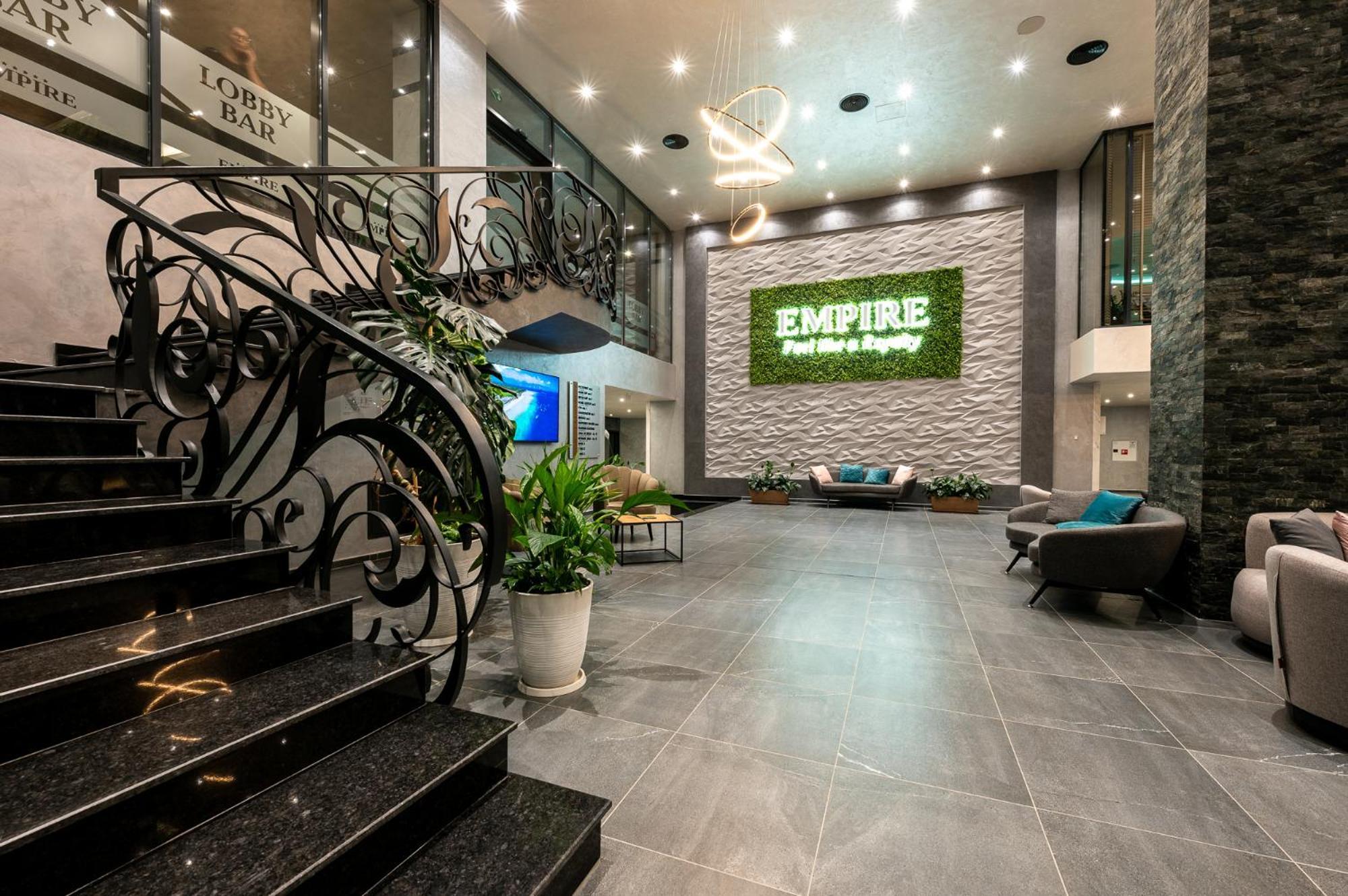 Empire Balneo & Spa Hotel Chisaria Zewnętrze zdjęcie