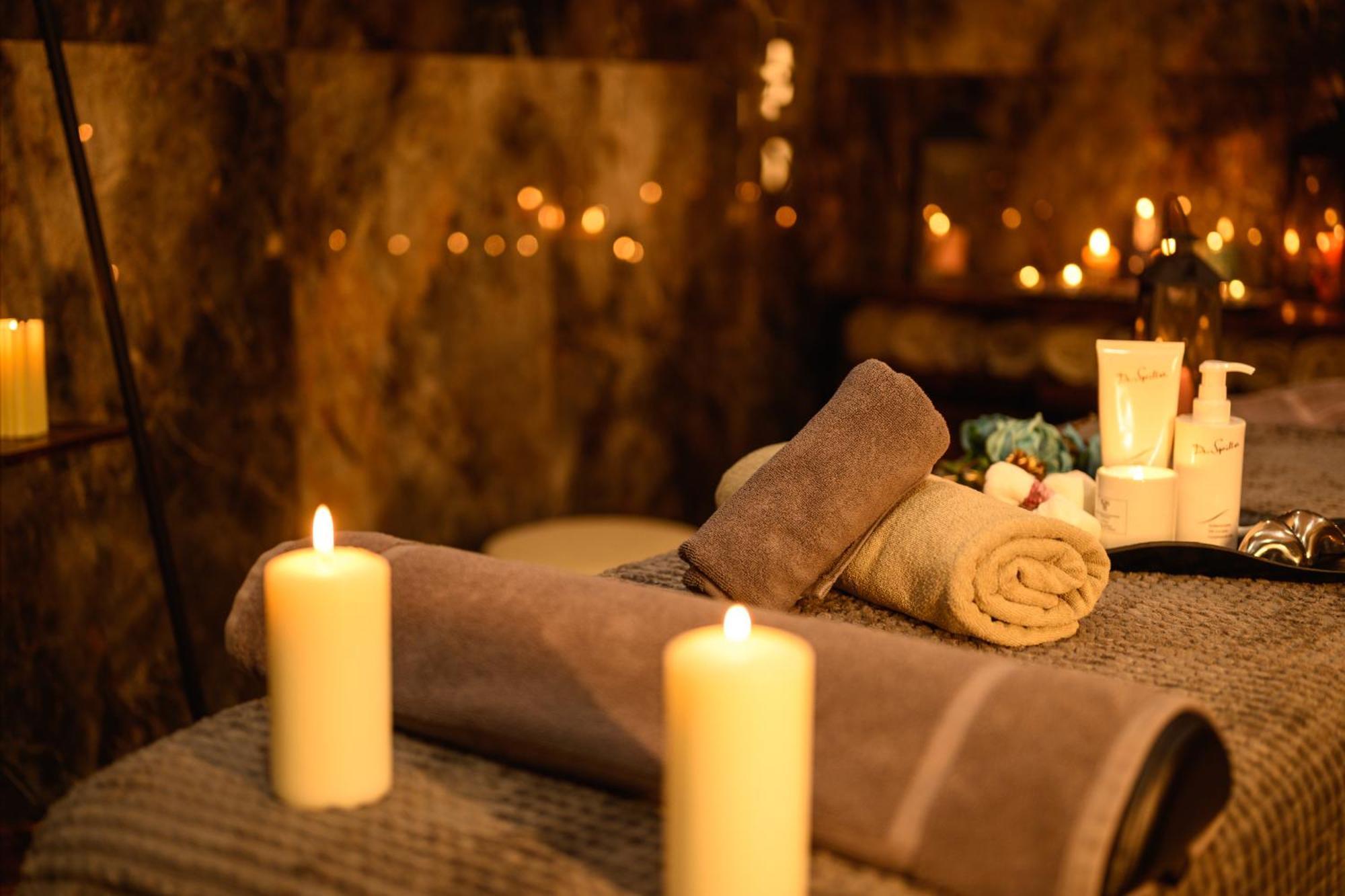 Empire Balneo & Spa Hotel Chisaria Zewnętrze zdjęcie
