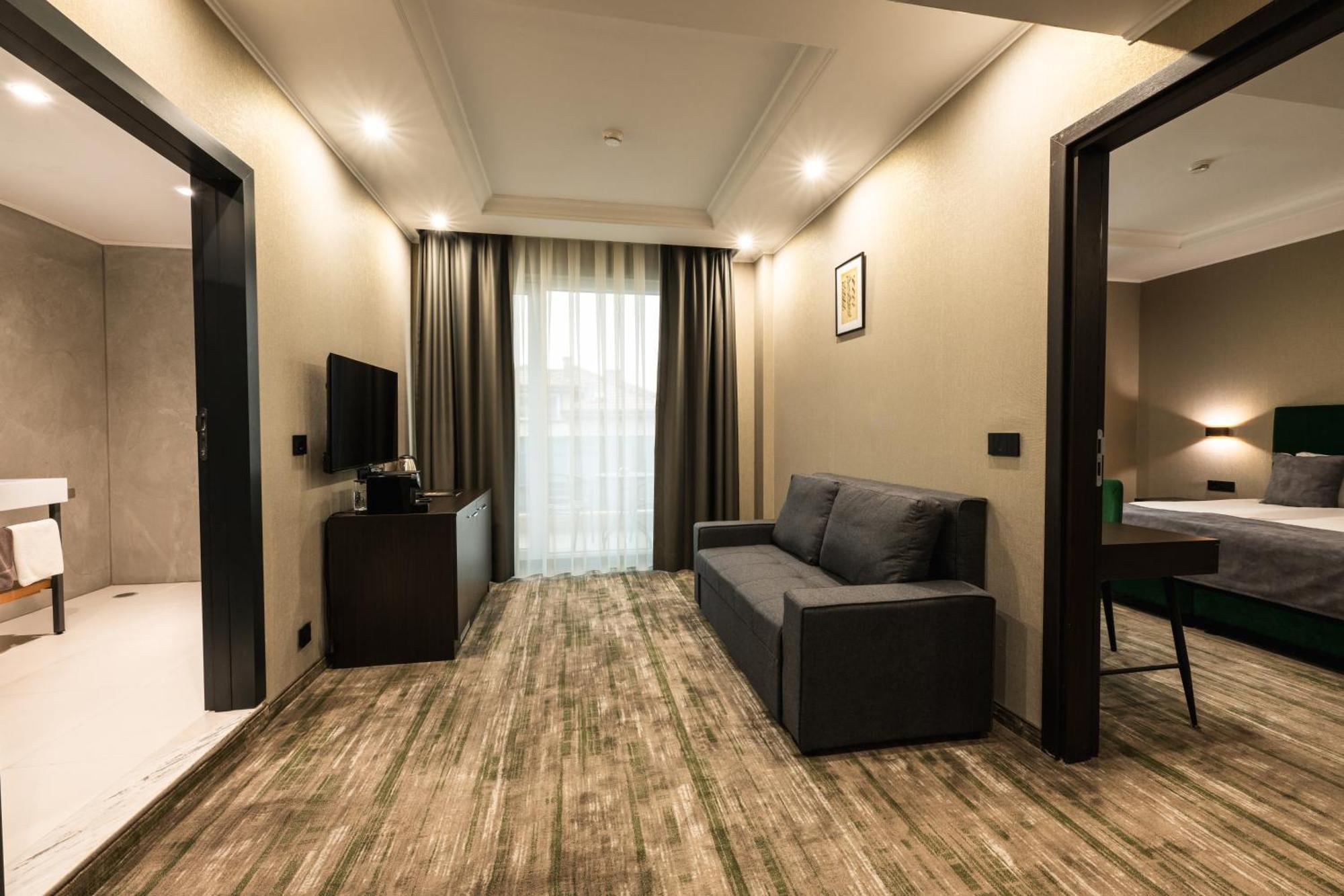 Empire Balneo & Spa Hotel Chisaria Zewnętrze zdjęcie