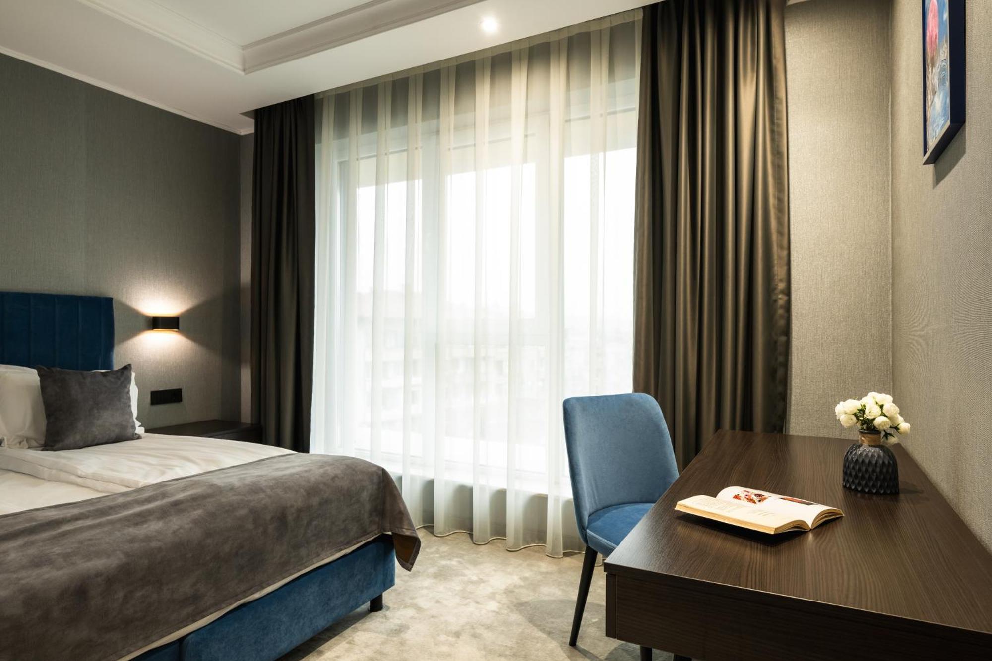Empire Balneo & Spa Hotel Chisaria Zewnętrze zdjęcie